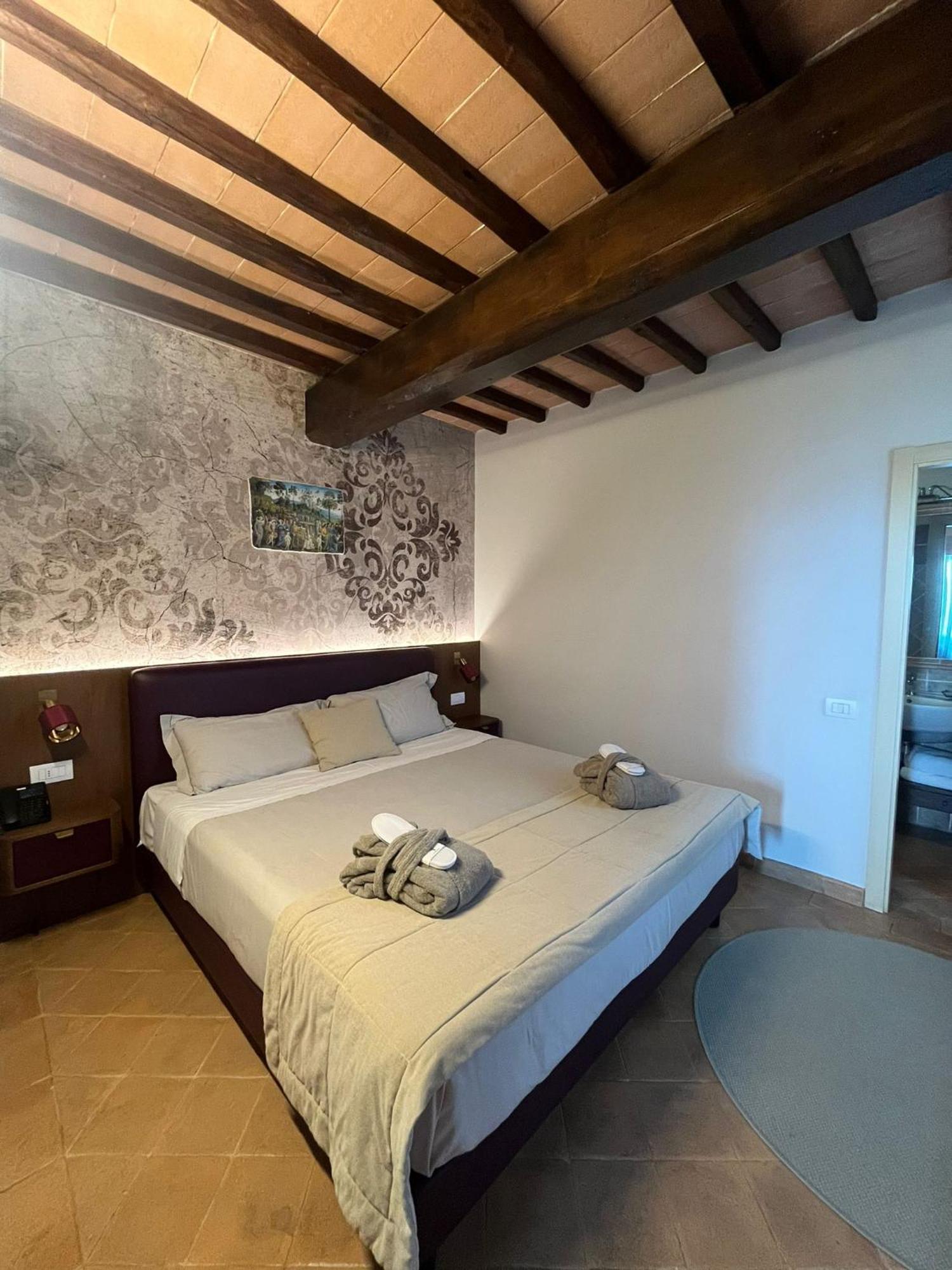 מלון Città di Castello Borgo Di Celle מראה חיצוני תמונה
